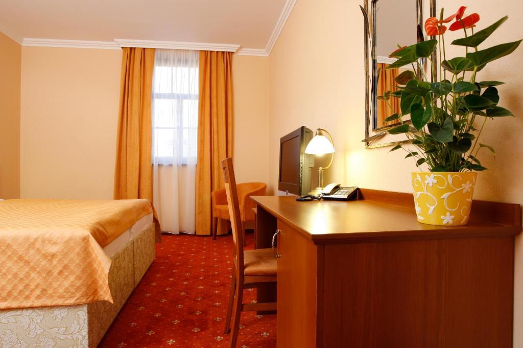 Hotel Majolika โมดรา ห้อง รูปภาพ