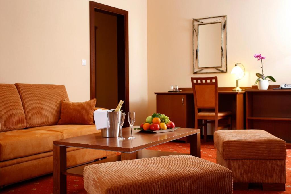 Hotel Majolika โมดรา ห้อง รูปภาพ
