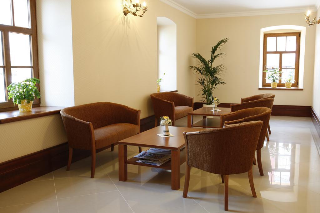 Hotel Majolika โมดรา ภายนอก รูปภาพ